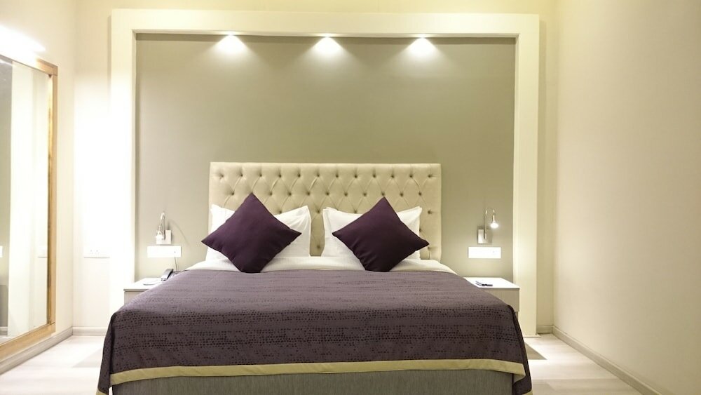 Фото Mango Hotels Naveen