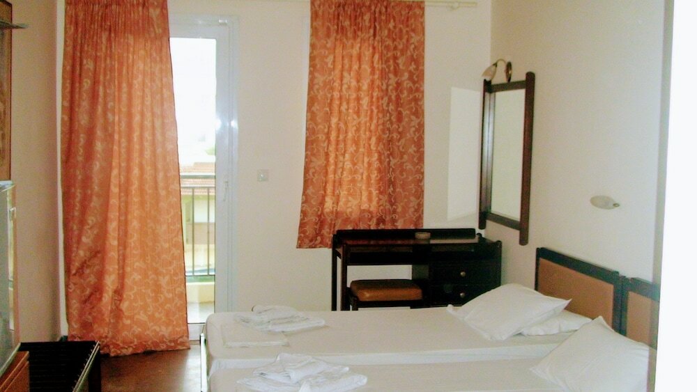 Фото Ambrosia Hotel