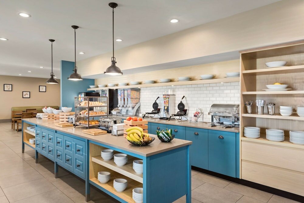 Фото Country Inn & Suites by Radisson, Madison West, Wi