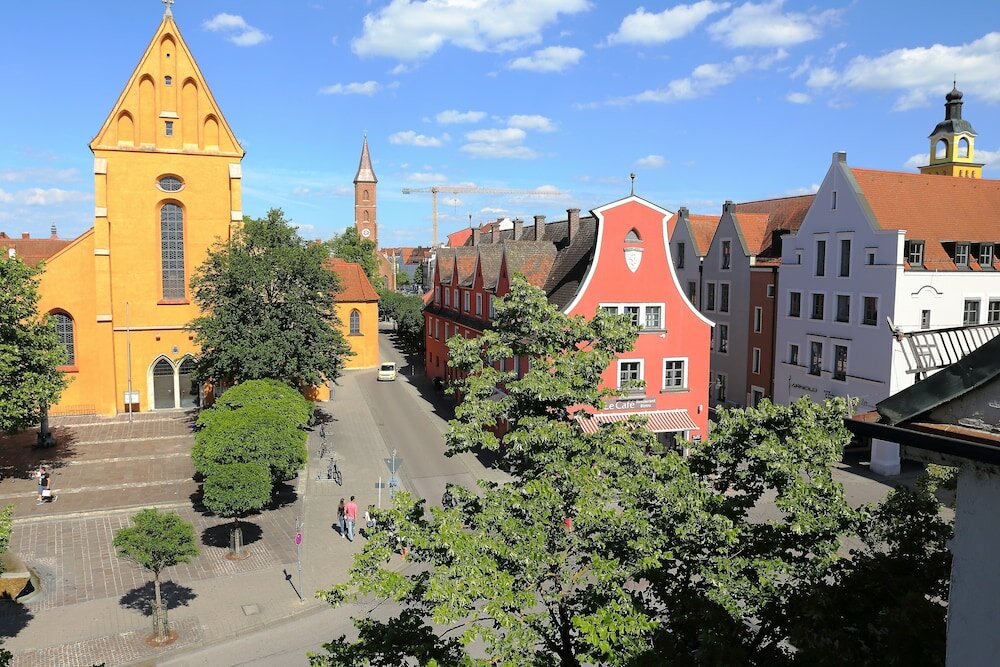 Фото отеля 2