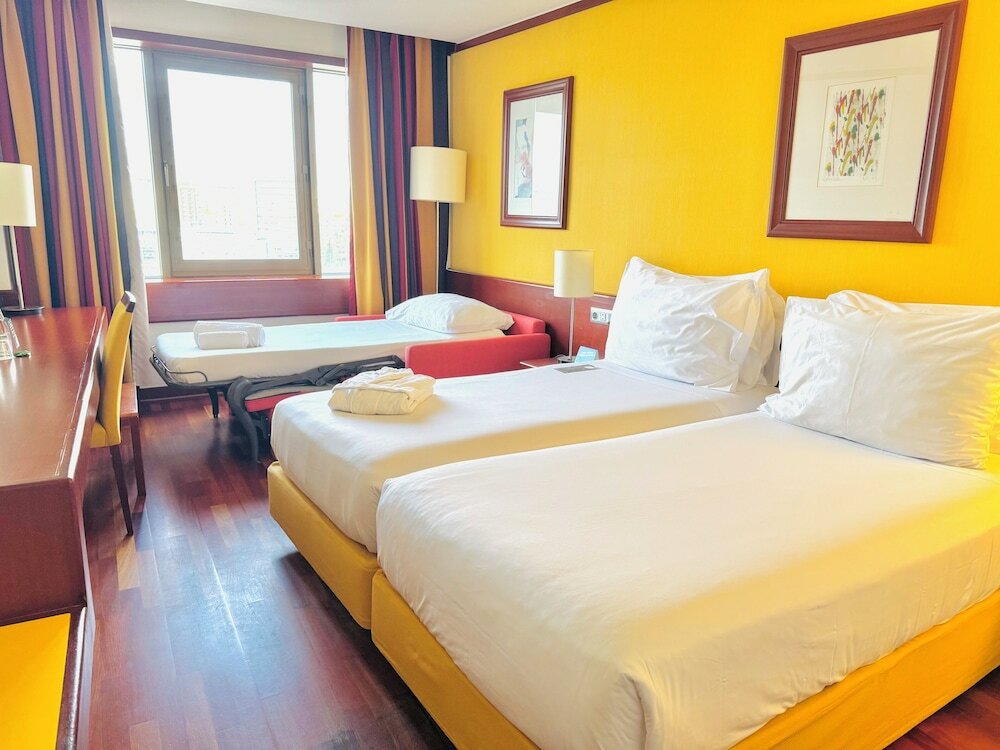 Фото Holiday Inn Lisbon - Continental