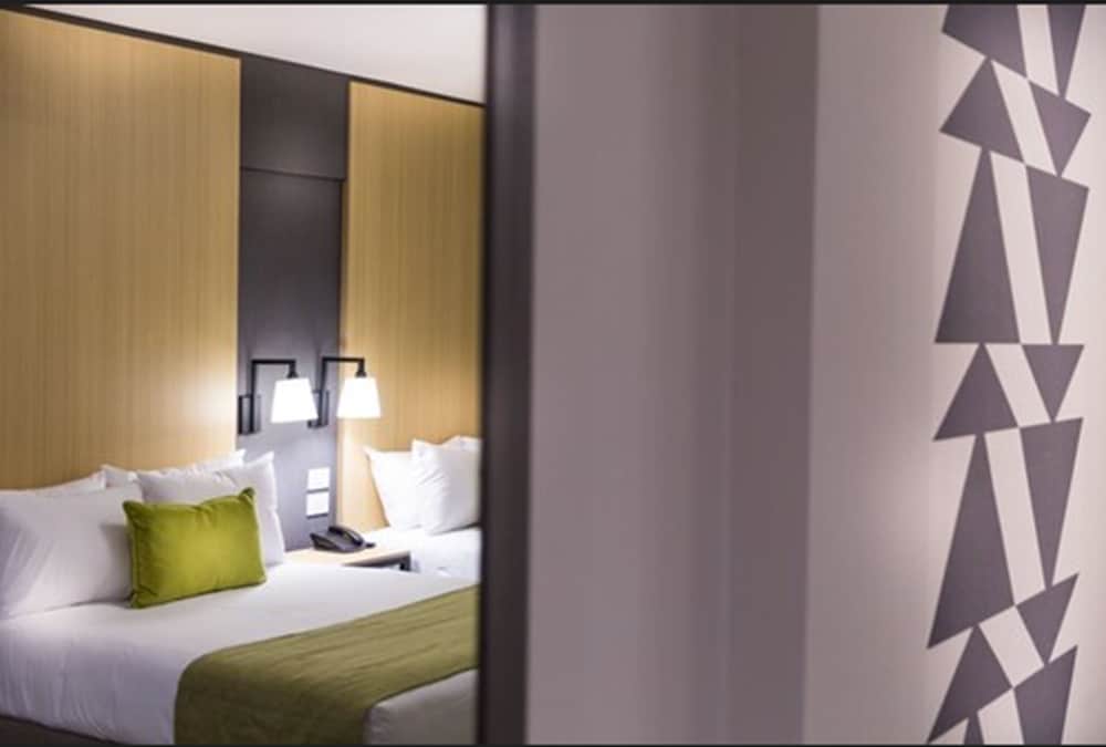 Фото Howard Johnson Plaza Buenos Aires