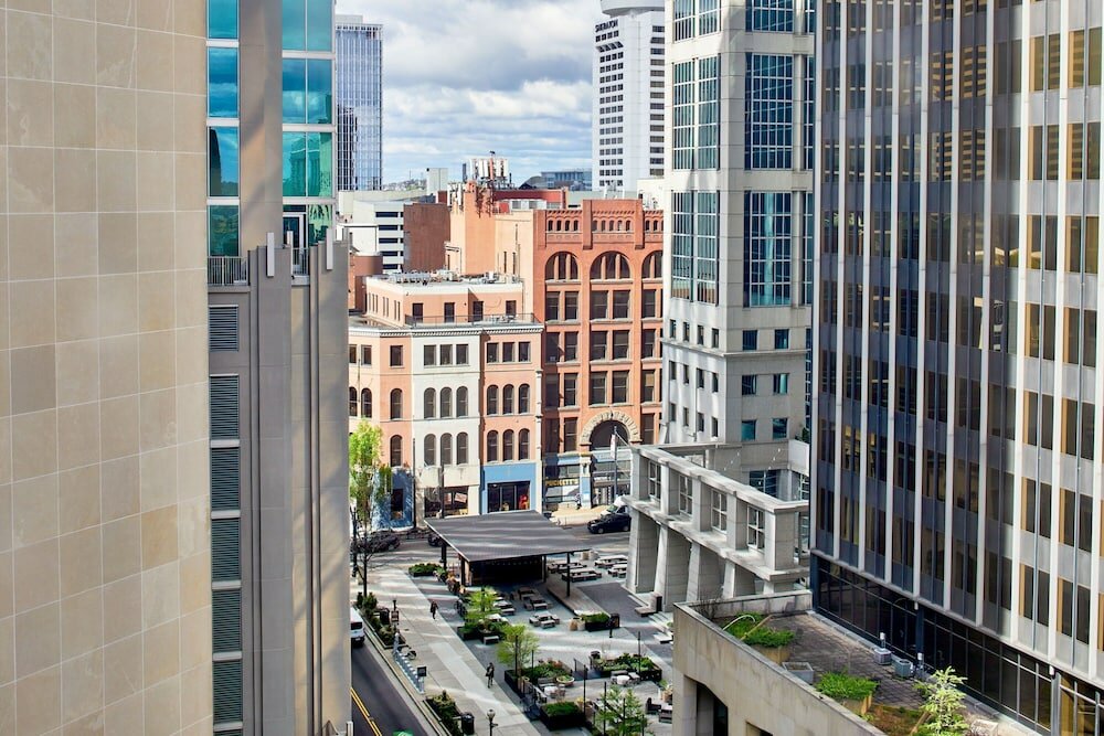 Фото Courtyard by Marriott Nashville Downtown