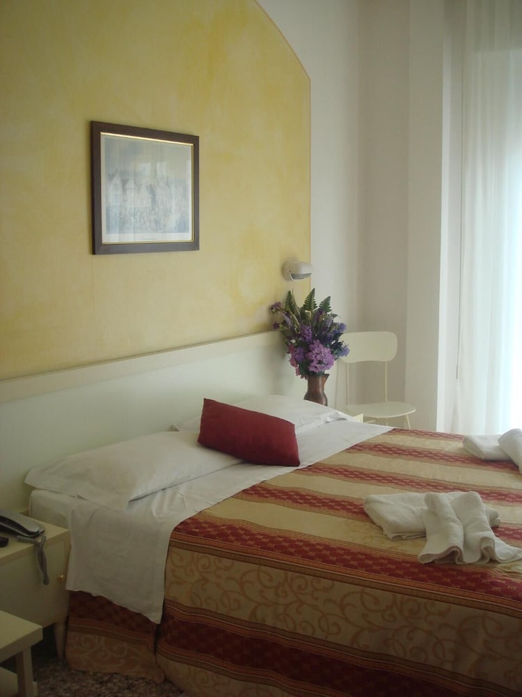 Фото Hotel Arcade