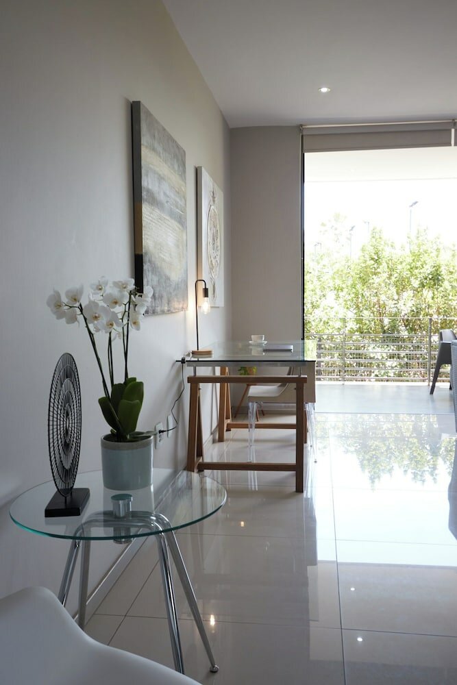 Фото The Lakes Boutique Lodge