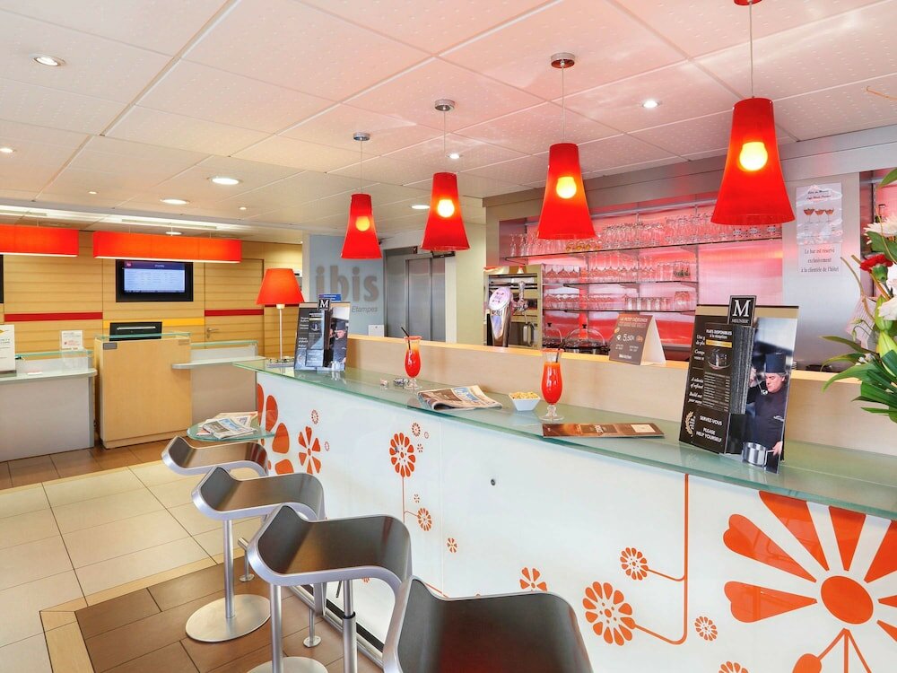 Фото ibis Etampes