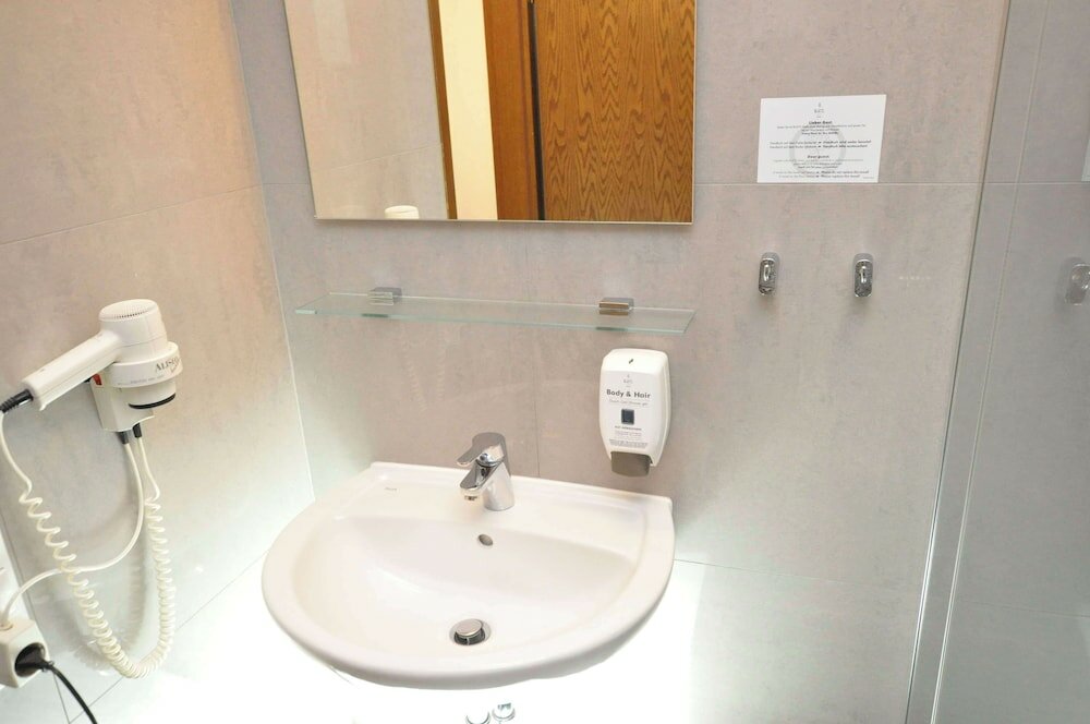 Фото Hotel Perlach Allee by Blattl