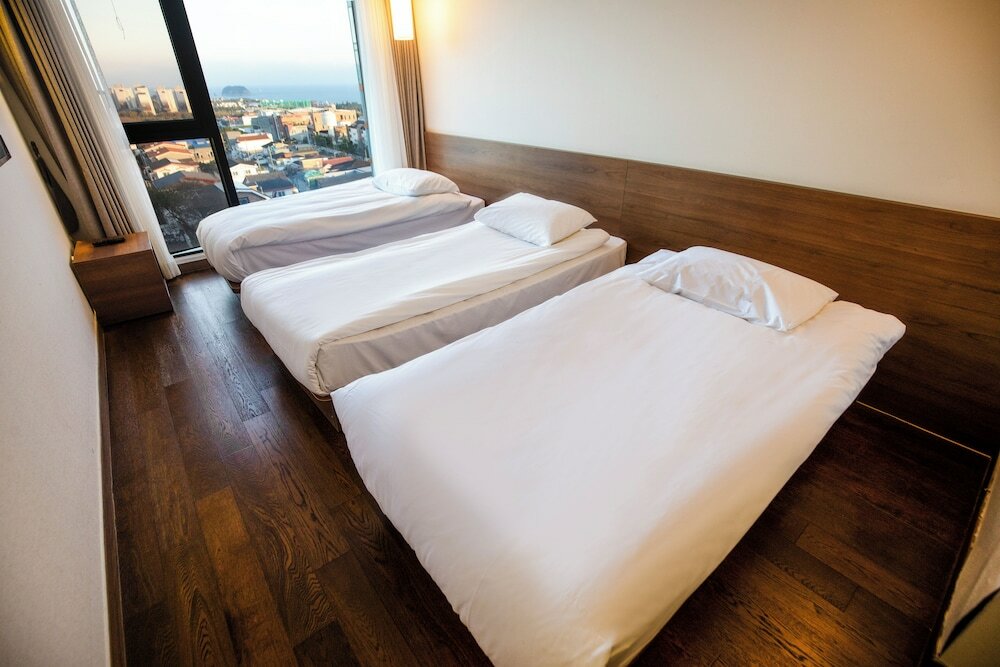 Фото Tamara Jeju Hotel