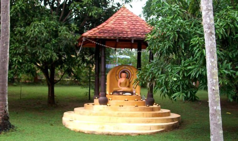 Фото Eva Lanka Hotel