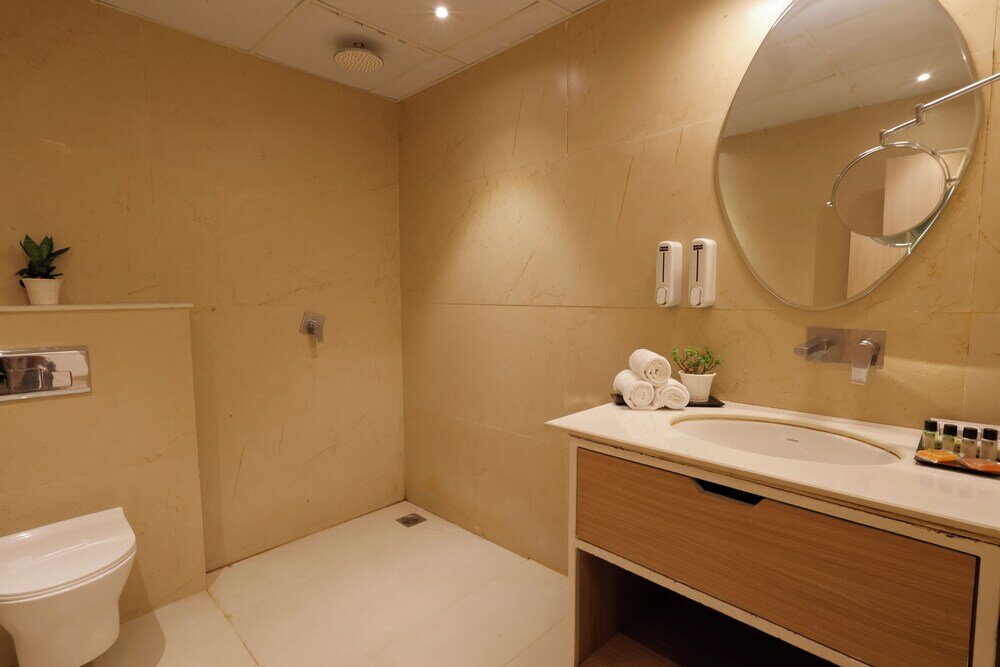 Фото Hotel Varuna