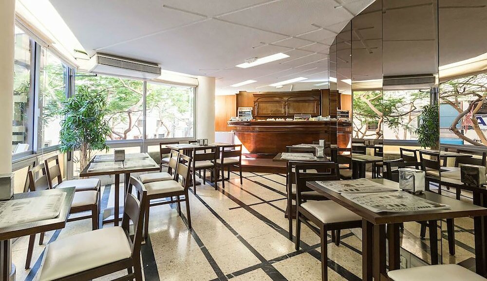 Фото Hotel Adonis Pelinor