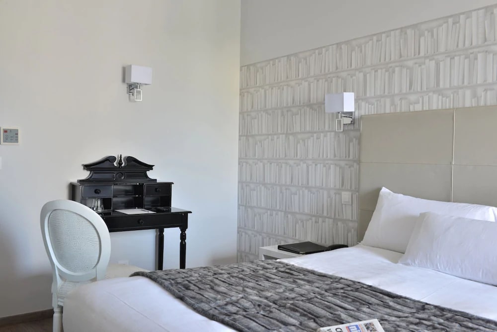 Фото La Villa Nice Victor Hugo