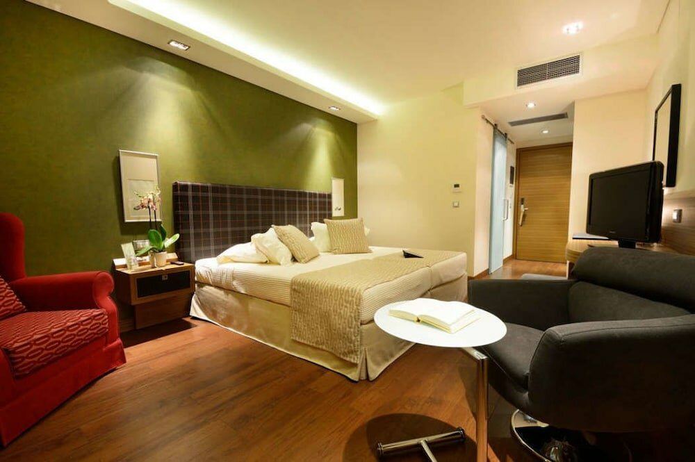 Фото Royal Paradise Beach Resort & SPA