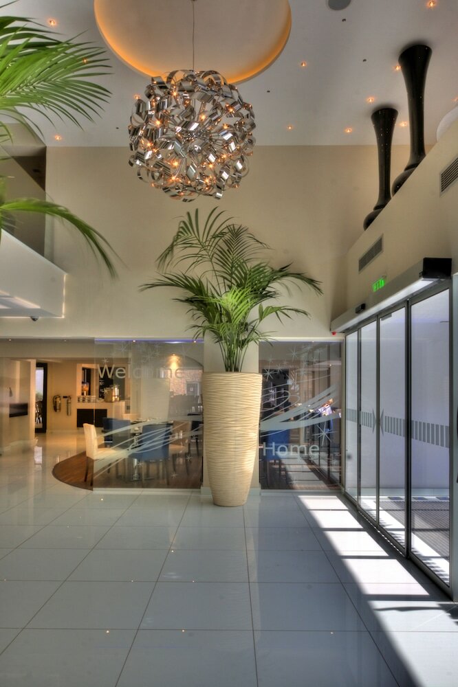 Фото Livadhiotis City Hotel