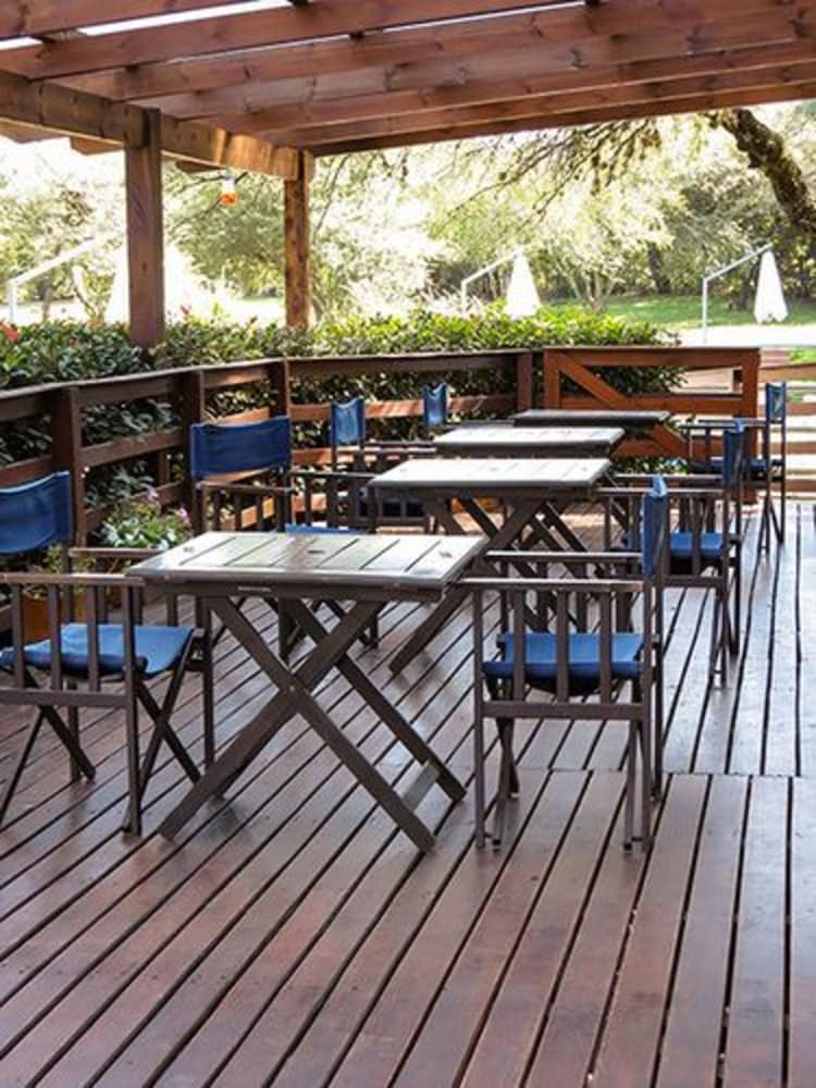 Фото Howard Johnson by Wyndham, Villa General Belgrano