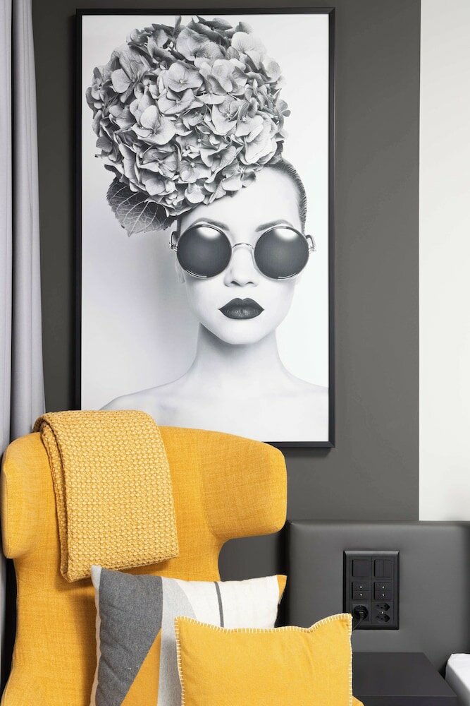 Фото Radisson Hotel & Suites Zurich 