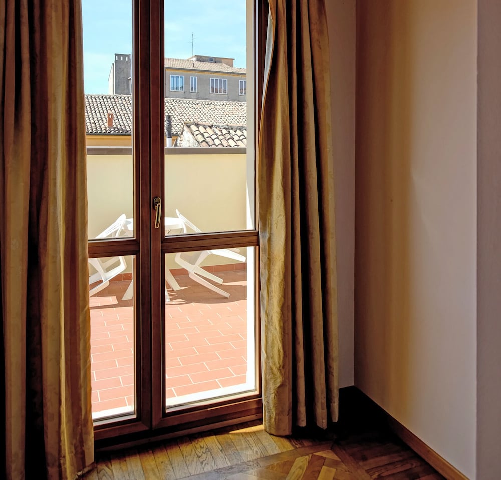 Фото Hotel Touring