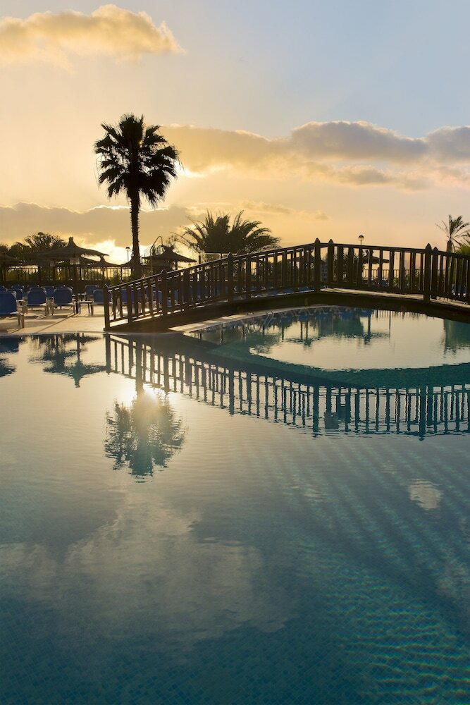 Фото Elba Sara Beach & Golf Resort