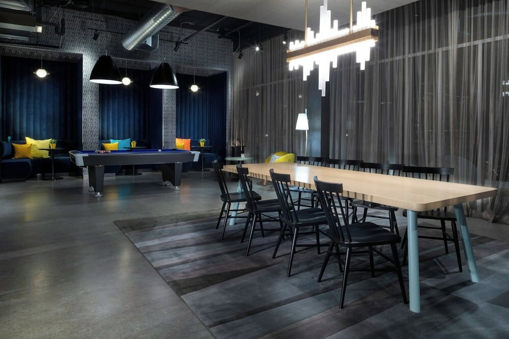 Фото Aloft Glendale at Westgate