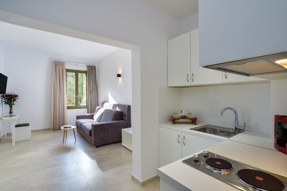 Фото Elia Portou Luxury Residence