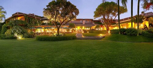 Гостиница Las Mananitas Hotel Garden Restaurant and Spa в Куэрнаваке