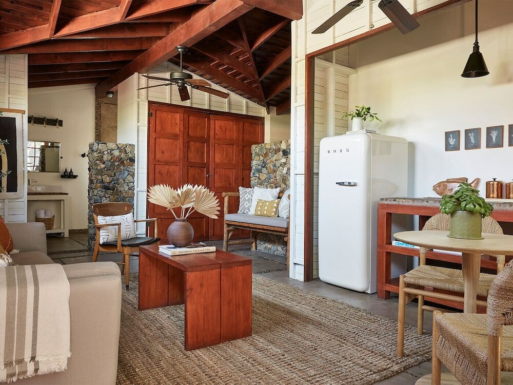 Фото Sparrows Lodge