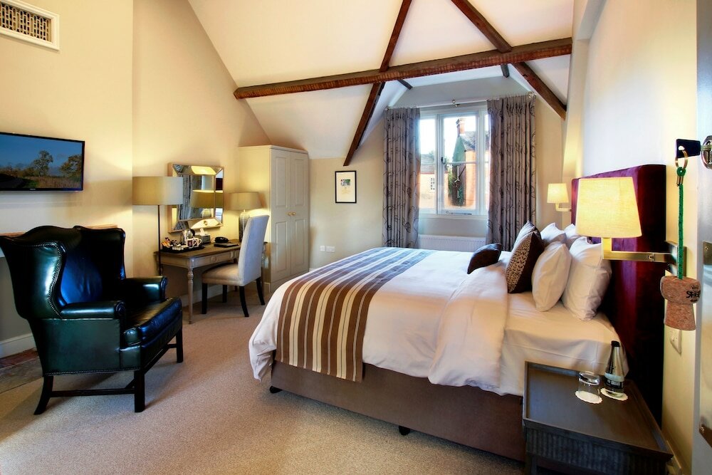 Фото The Five Arrows Hotel