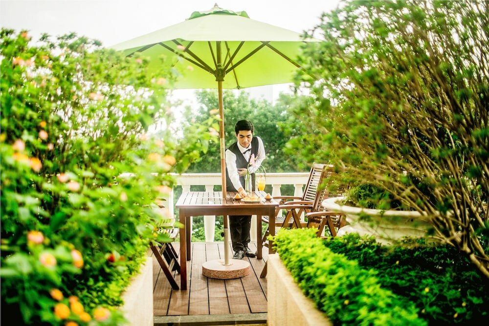 Фото Apricot Hotel