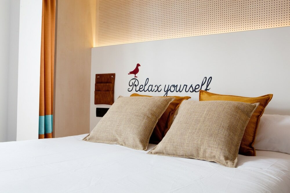 Фото Toc Hostel Sevilla