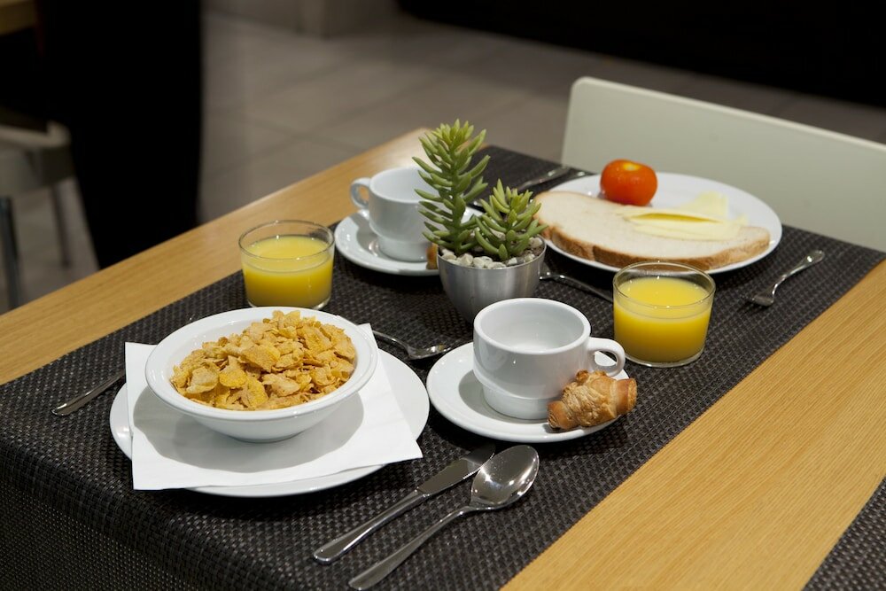 Фото Hotel Sagrada Familia