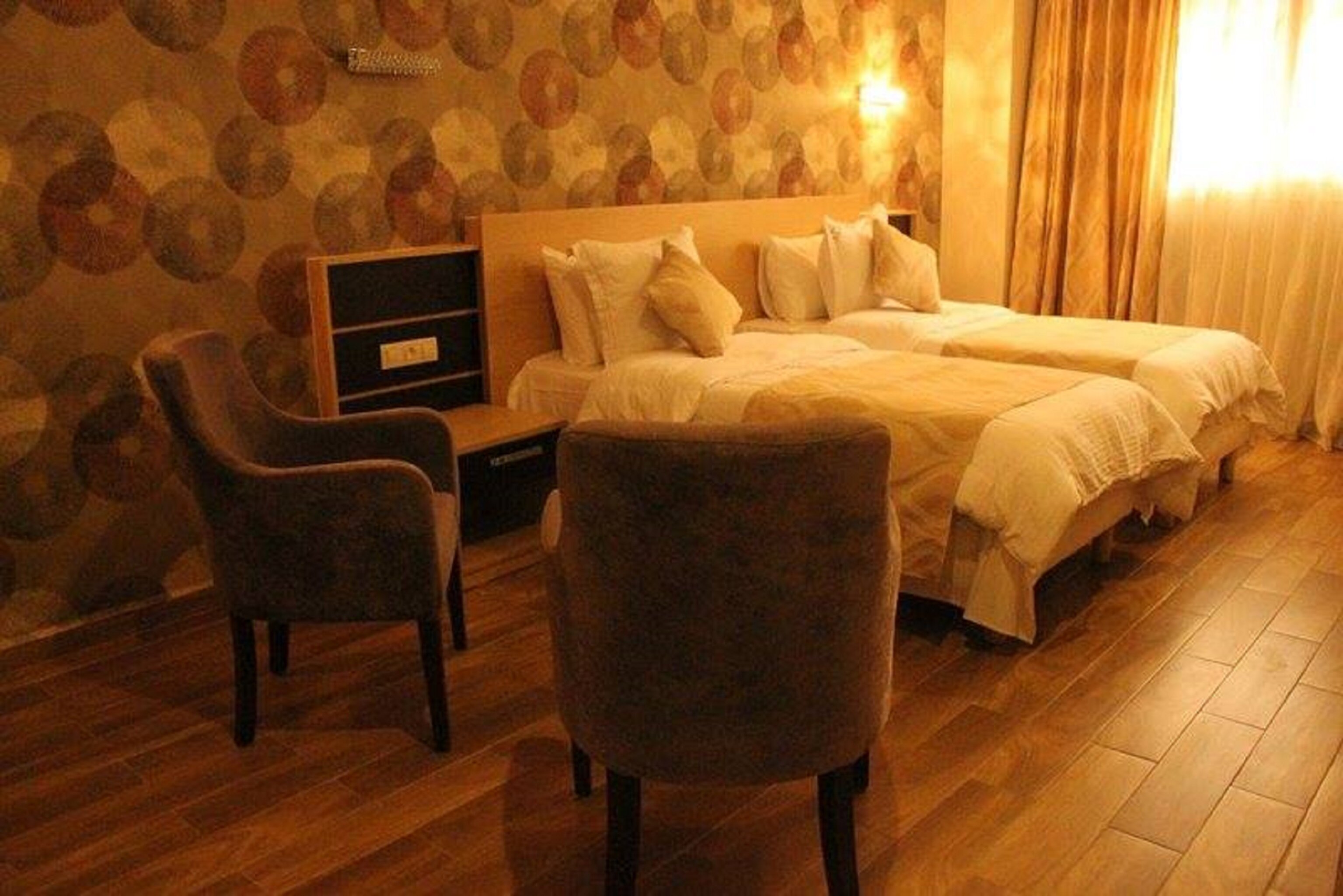 Фото Hôtel Saray