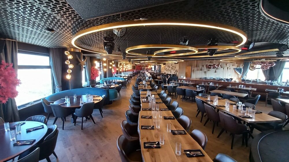 Фото Astoria Grand Hotel