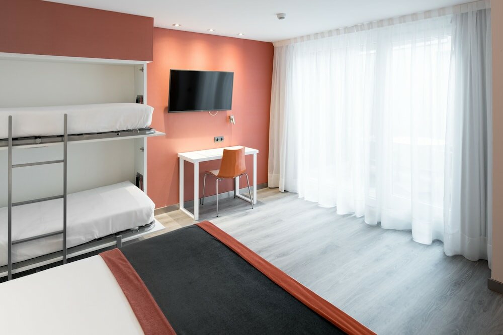 Фото Catalonia Mikado