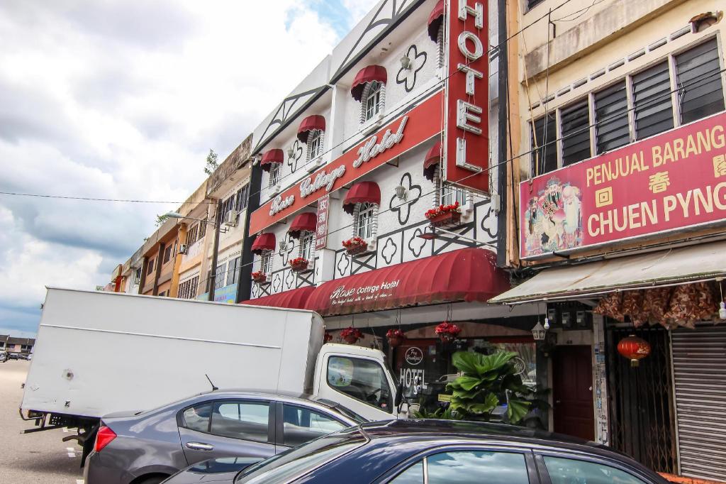 Фото Rose Cottage Hotel Taman Johor Jaya