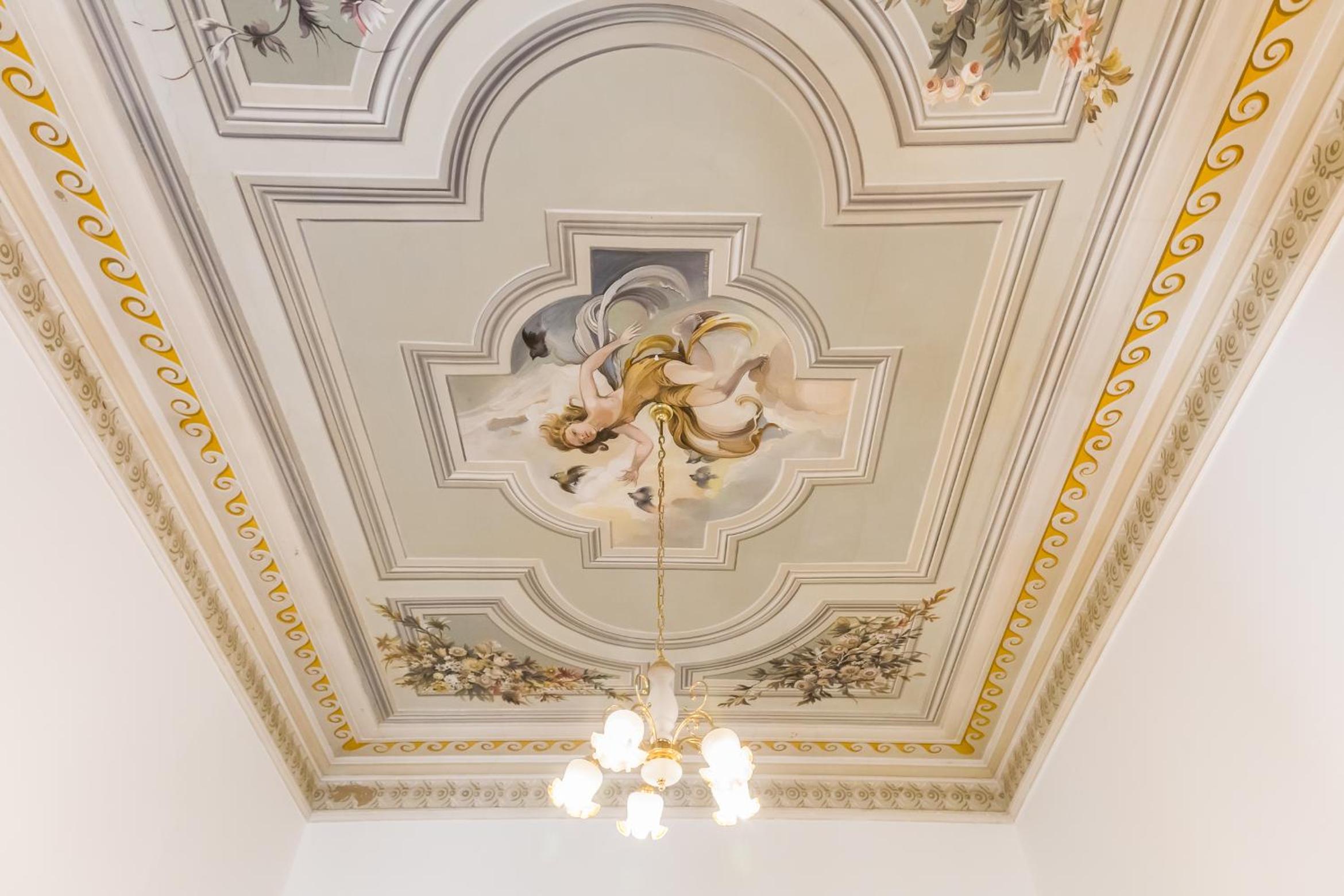 Фото Affreschi Su Roma Luxury B&b