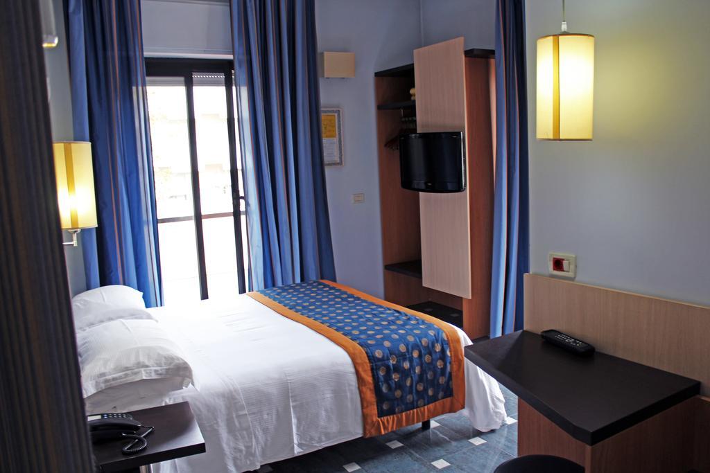 Фото Hotel Genty