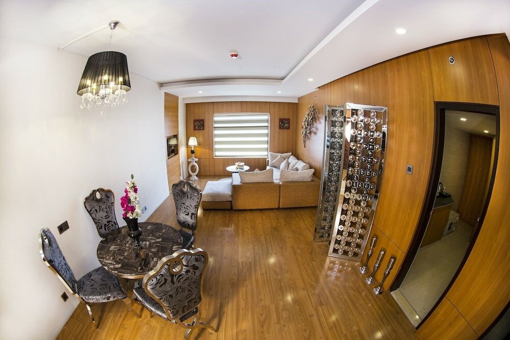 Фото Days Hotel Dhaka Baridhara