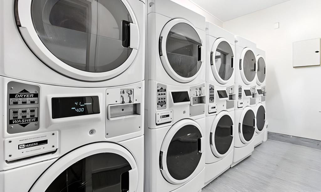 Фото Queen Street Backpackers