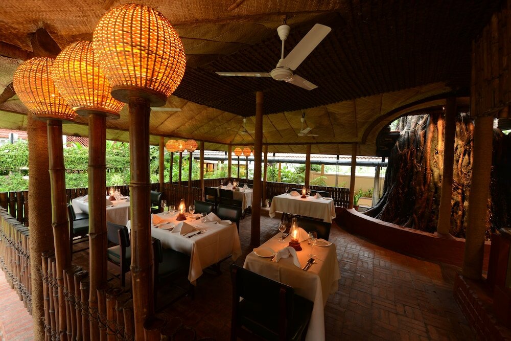 Фото Casino Hotel - Cgh Earth, Cochin