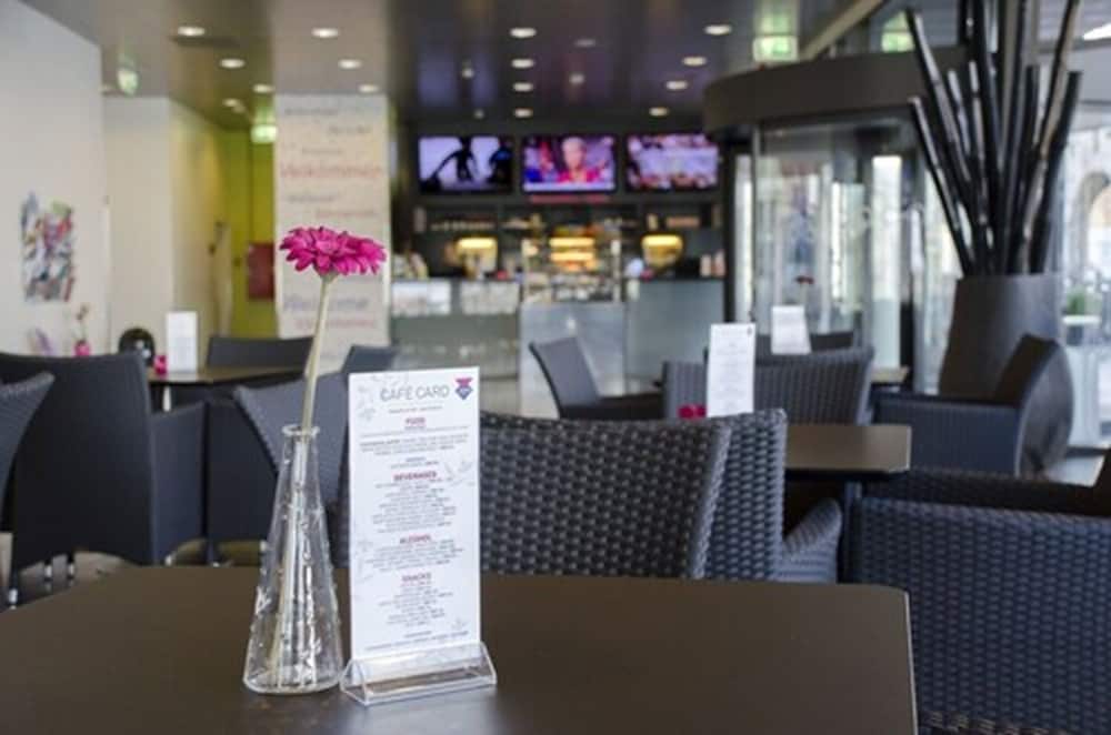 Фото Cabinn Aalborg Hotel