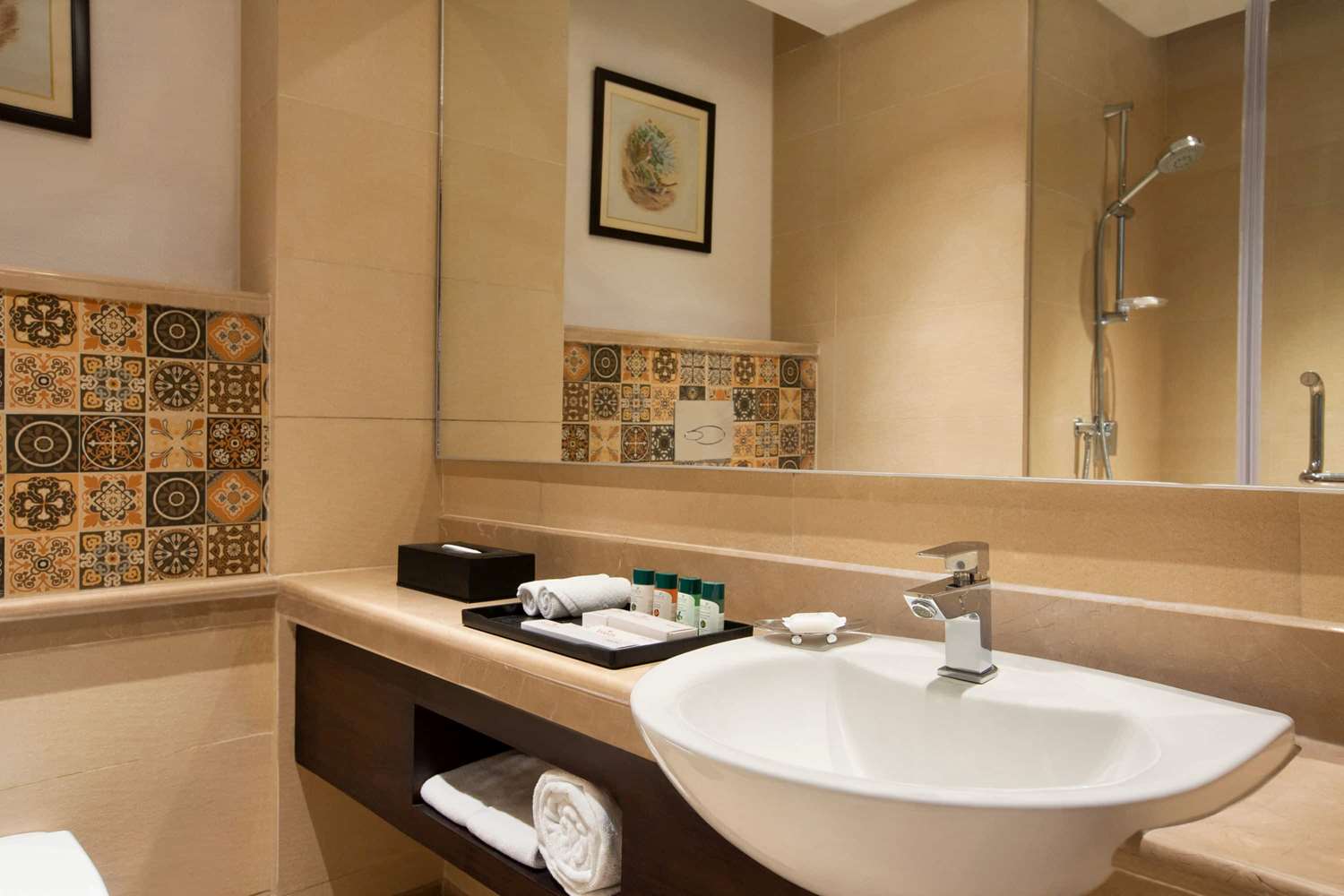 Фото Vivanta Jammu City Centre