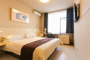 Jinjiang Inn Changchun Qimaocheng Wuyue Square Branch (Jilin Province, City of Changchun, Western Expressway), hotel