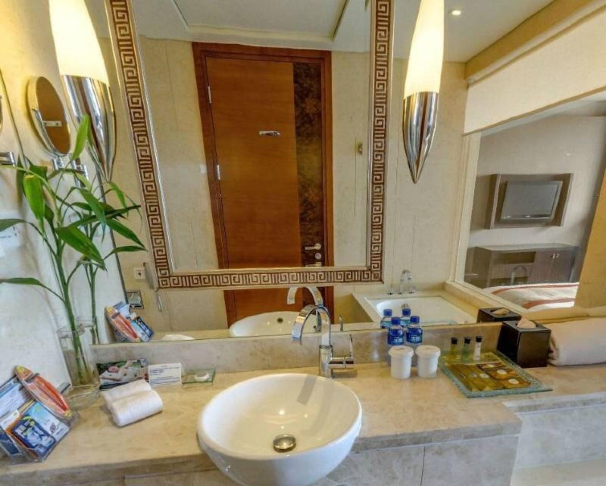 Фото Howard Johnson Caida Plaza Shanghai