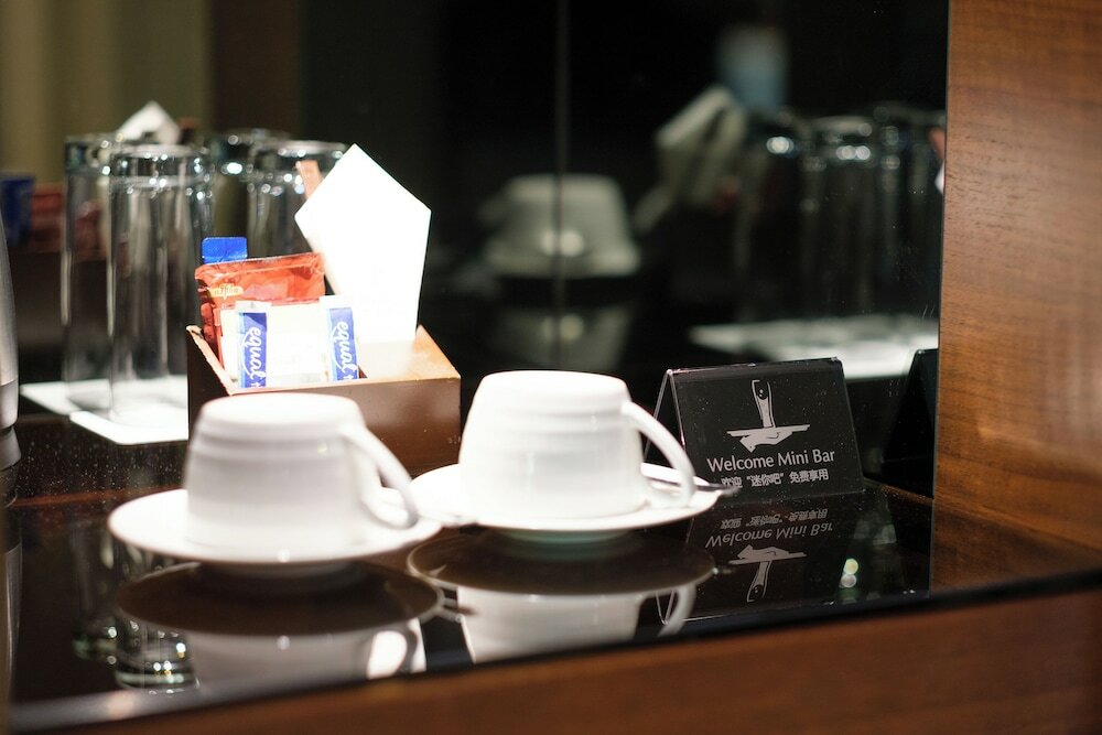 Фото Shanghai Parkyard Hotel