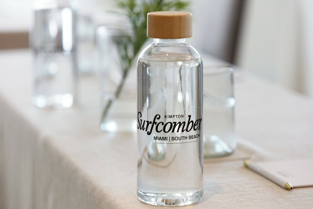 Фото Kimpton Surfcomber Hotel, an Ihg Hotel