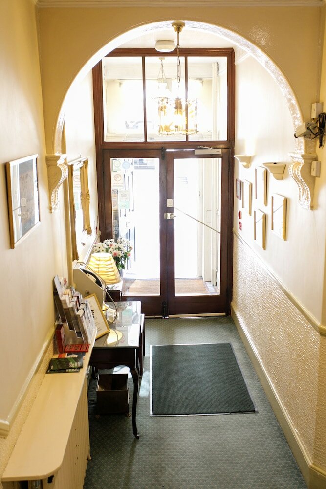 Фото Jesmond Hotel