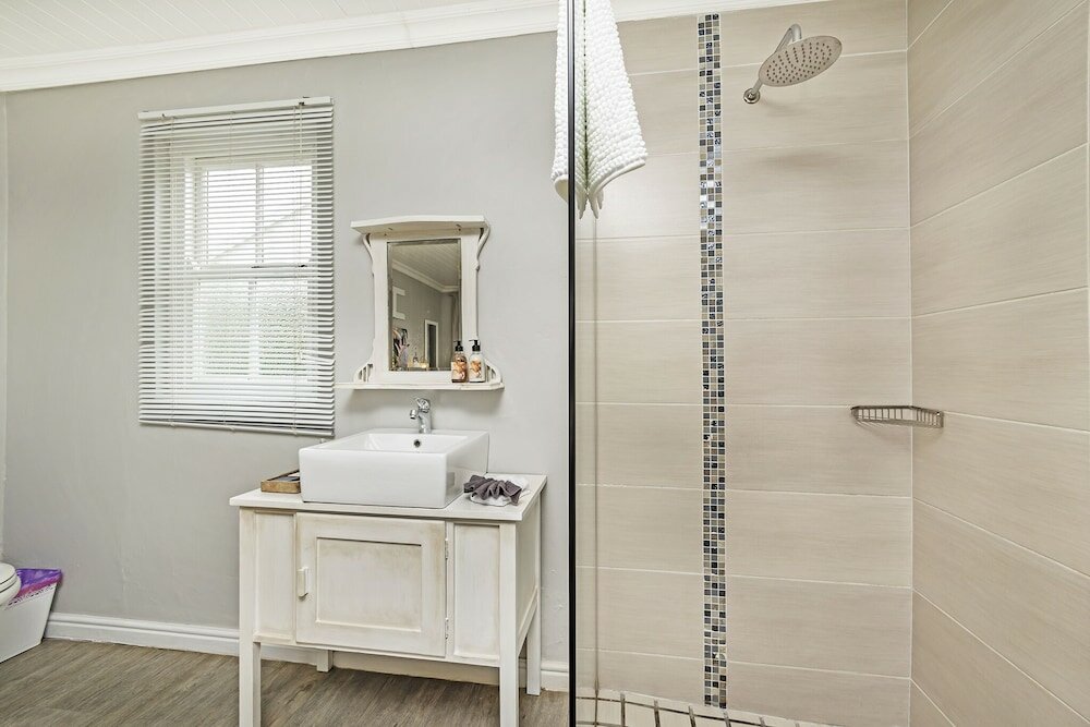 Фото La Montagne Bed & Breakfast