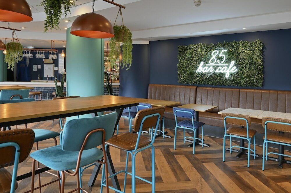 Фото Travelodge London Wembley Hotel