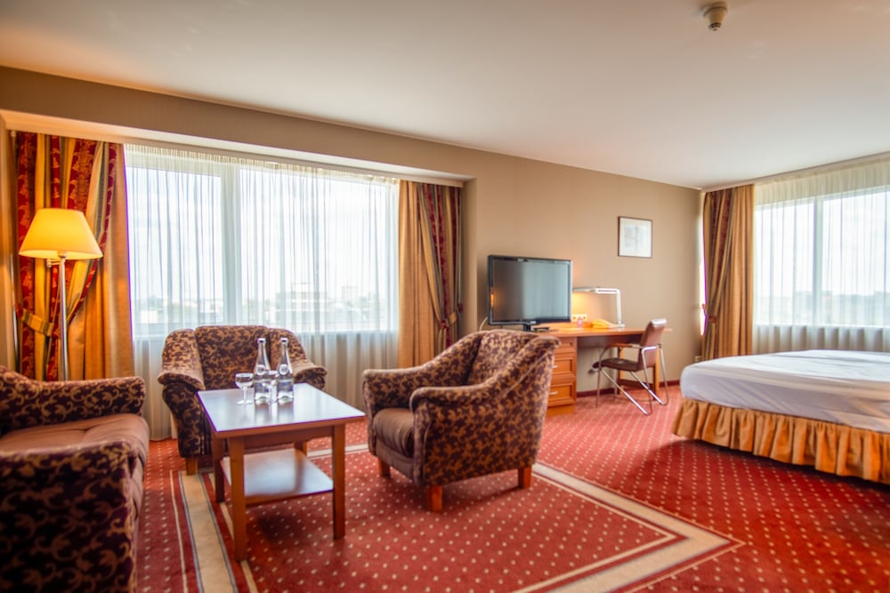 Фото Crowne Plaza Vilnius