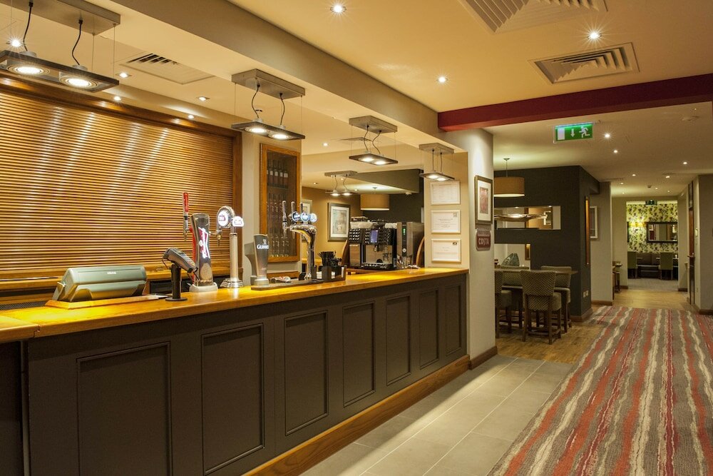 Фото Premier Inn London Bank - Tower